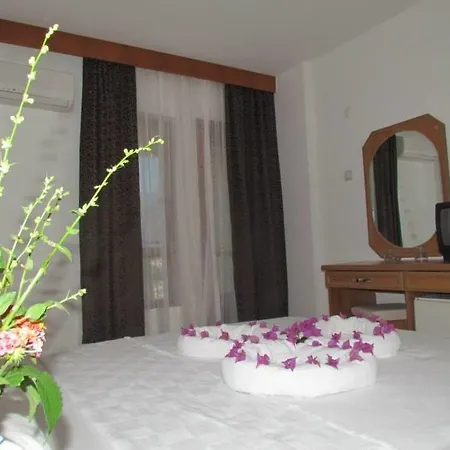 Ekici Hotel Kas
