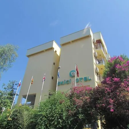 Ekici מלון