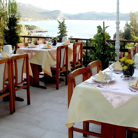 Hotell Ekici 3*